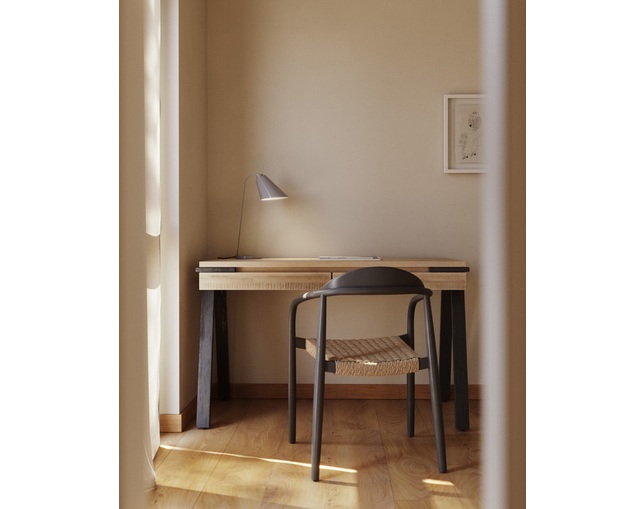 LaForma THINH デスクの写真