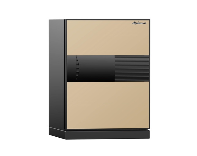 ディプロマット・ジャパン DPS7000BBの写真