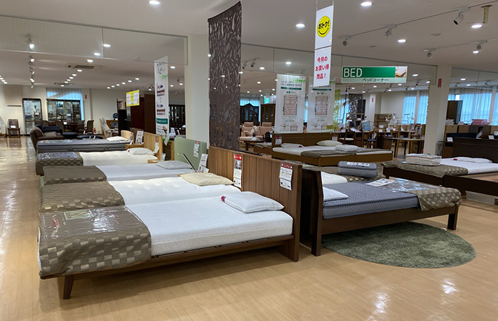 カリモク家具 鶴見アウトレット 理由あり家具フェア 3/17～20のカルーセル画像7