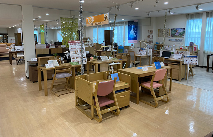 カリモク家具 鶴見アウトレット 理由あり家具フェア 3/17～20のカルーセル画像8