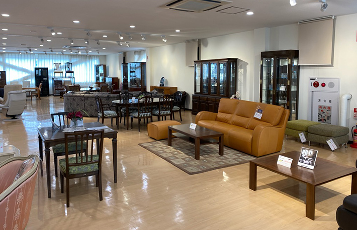 カリモク家具 鶴見アウトレット 理由あり家具フェア 3/17～20のカルーセル画像9