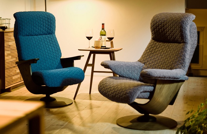 カリモク家具 お台場ショールーム「年に一度のリフレッシュクリアランス」9/8～10のカルーセル画像6