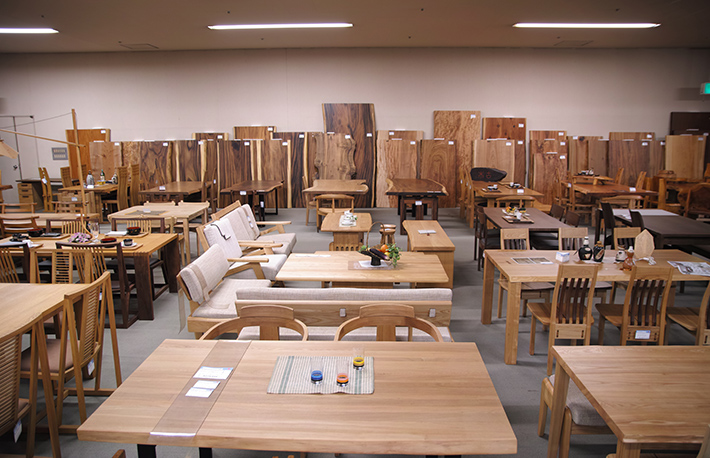東海地区最大級の家具問屋ショールーム「決算セール」5/7～12のカルーセル画像11