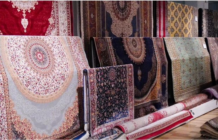 シルクロード手織絨毯展のカルーセル画像1