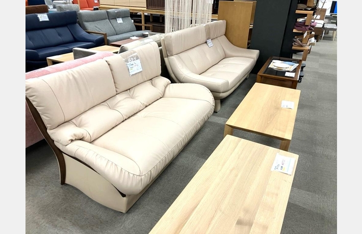 カリモク家具 緒川アウトレット　「年度末アウトレット家具フェア」3/28～3/31のカルーセル画像10