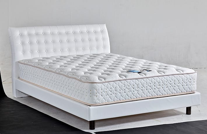 ベッド専門店「クリアランスセール」のカルーセル画像8