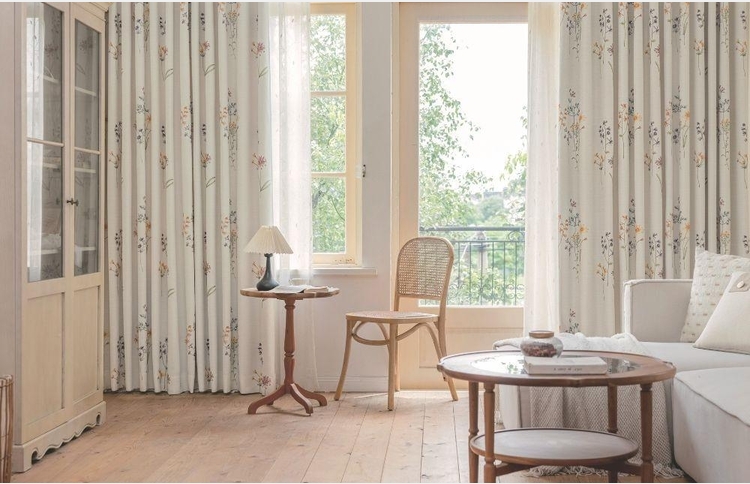 カーテン･じゅうたん王国 小牧店 新生活応援「春のカーテンフェア」3/31～4/13のカルーセル画像1