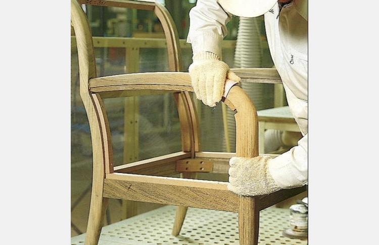 カリモク家具北九州ショールーム「家具の修理相談会」6/21～6/29のカルーセル画像1