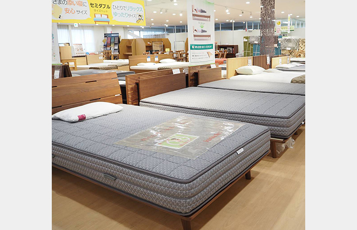 カリモク鶴見アウトレット横浜市「現品理由あり家具フェア」8/30・31のカルーセル画像5