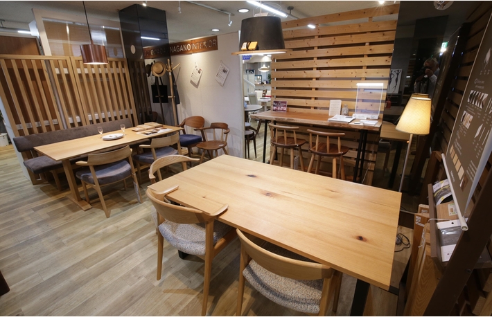 家具の川上 夷川本店 創業142年 「インテリア･ゴールデンウィークセール 2025」4/14～5/11のカルーセル画像4