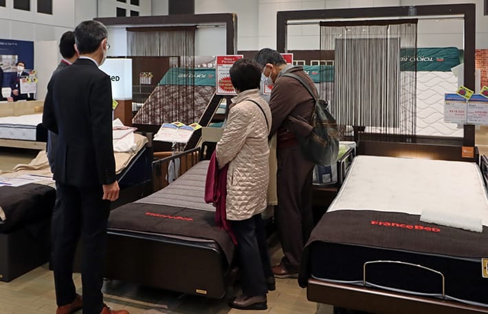 ベッド限定　大特価セール in 日石横浜ホール(11/8-9)のカルーセル画像20