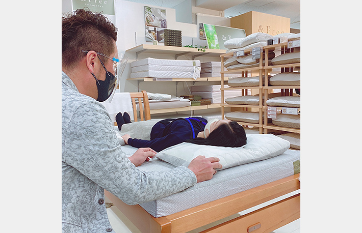 「秋の寝具祭 in 広島産業会館」西川･昭和西川･ロマンス小杉の寝具がお買い得のカルーセル画像14