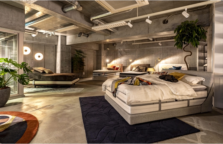 「シモンズプレミアムベッドフェア」inシモンズビューティレスト神宮前店【青山･表参道エリア】のカルーセル画像11