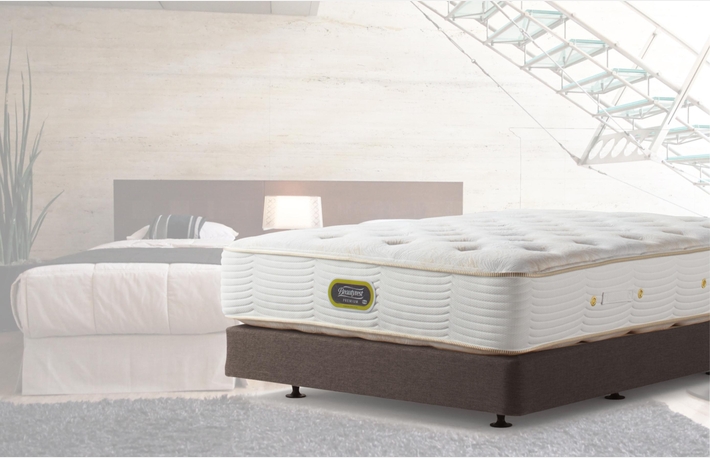 シモンズBeautyrest100周年フェアin大丸東京11/20～12/17のカルーセル画像4