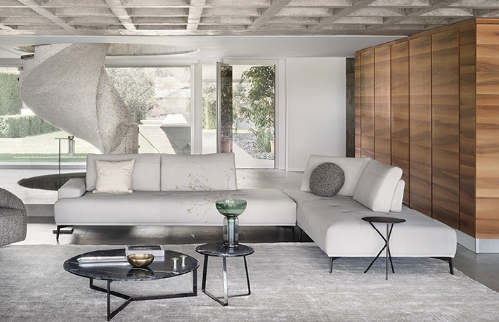 ドイツ国内生産「コイノール」イタリア「ニコライン」高級レザーソファ