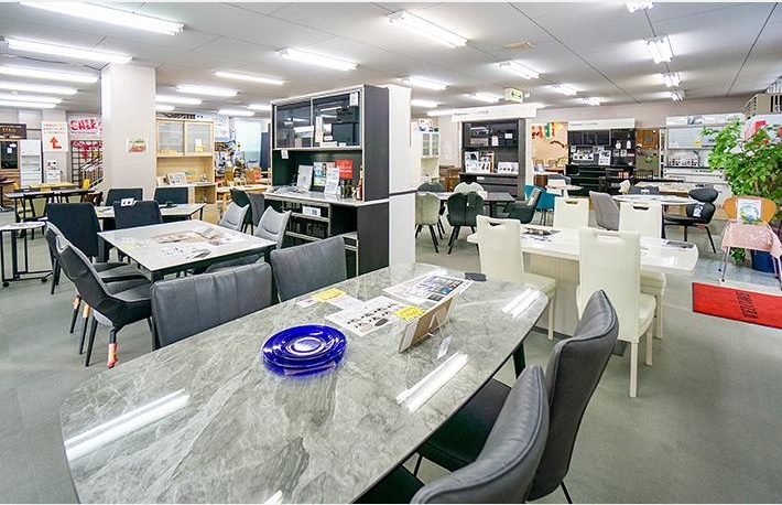 万博開催記念「枚方家具団地13店舗一斉大決算協賛セール」6/14･15のカルーセル画像8