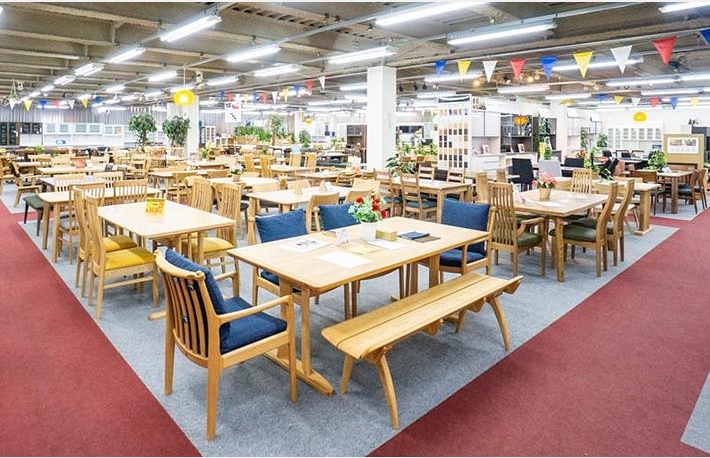 万博開催記念「枚方家具団地13店舗一斉大決算協賛セール」6/14･15のカルーセル画像11
