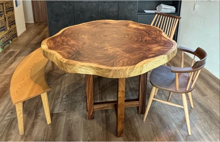 輪切り 一枚板 楠 赤楠 テーブル ダイニング テーブル 栃 座卓 杢 一枚