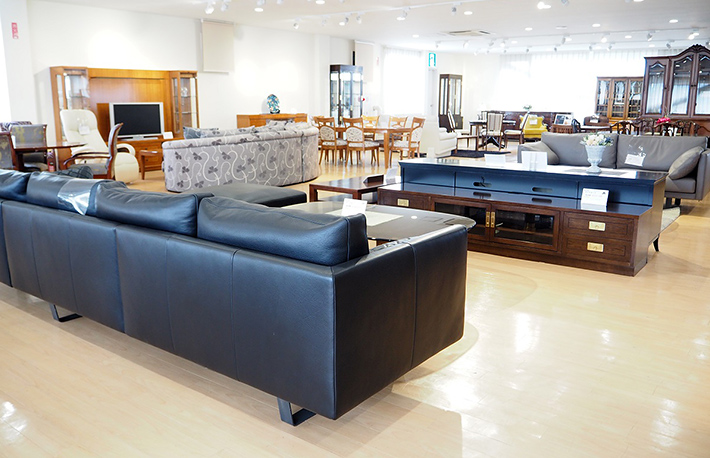 カリモク家具 鶴見アウトレット2/21～2/23 「理由あり家具フェア」のカルーセル画像7