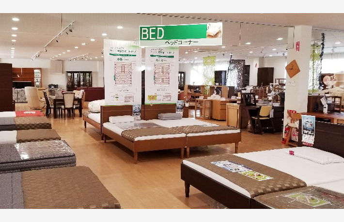 カリモク家具 鶴見アウトレット10/4～10/5 「理由あり家具フェア」のカルーセル画像3