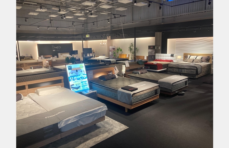フランスベッド新潟ショールーム「ベッドお買換え応援フェア」　電動ベッド相談会同時開催5/30～6/1のカルーセル画像1