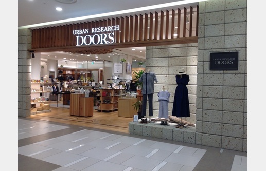 URBAN RESEARCH DOORS 神戸ハーバーランドumie店の画像1