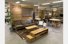 CRASHGATE芝公園店×関家具東京ショールームの画像1