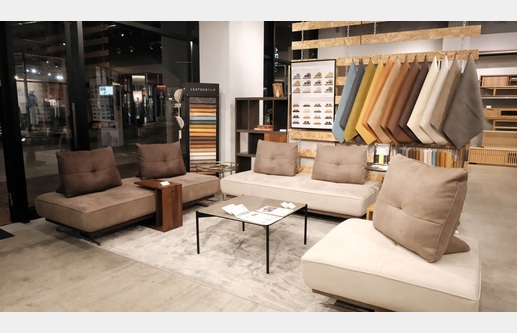 CRASH GATE ジ アウトレット広島店の画像21